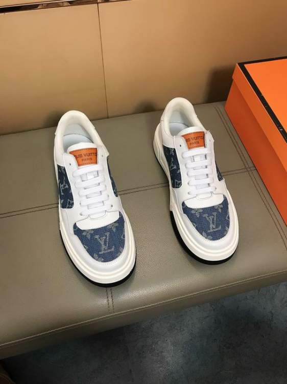 Picture of Louis Vuitton Shoes _SKULVsz38-44hnh081715685
